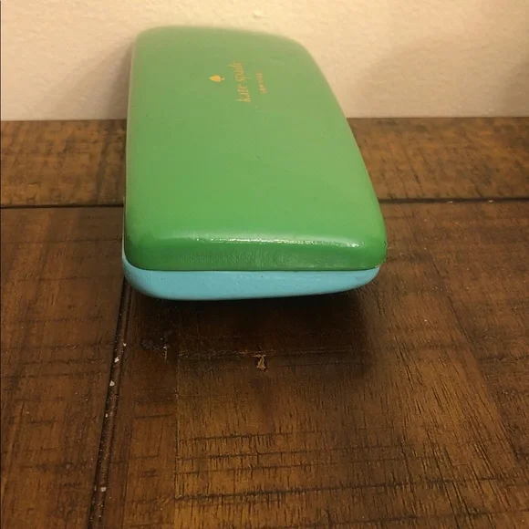 Kate Spade Vibrant Green and Blue Eyewear Case - Picture 6 of 8